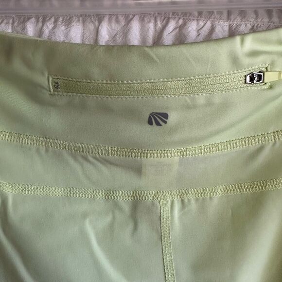 MARIKA Butterfly DRYWIK shorts sz L NWT - Picture 5 of 9